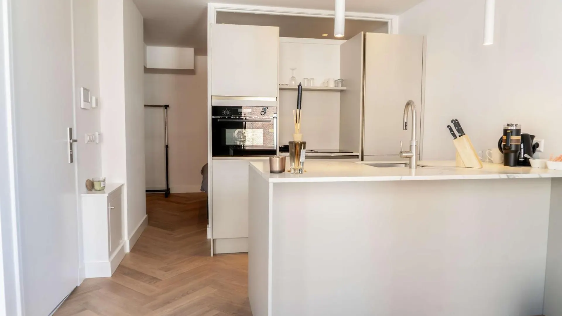 Cozy One Bedroom Apartments At Centrum アムステルダム