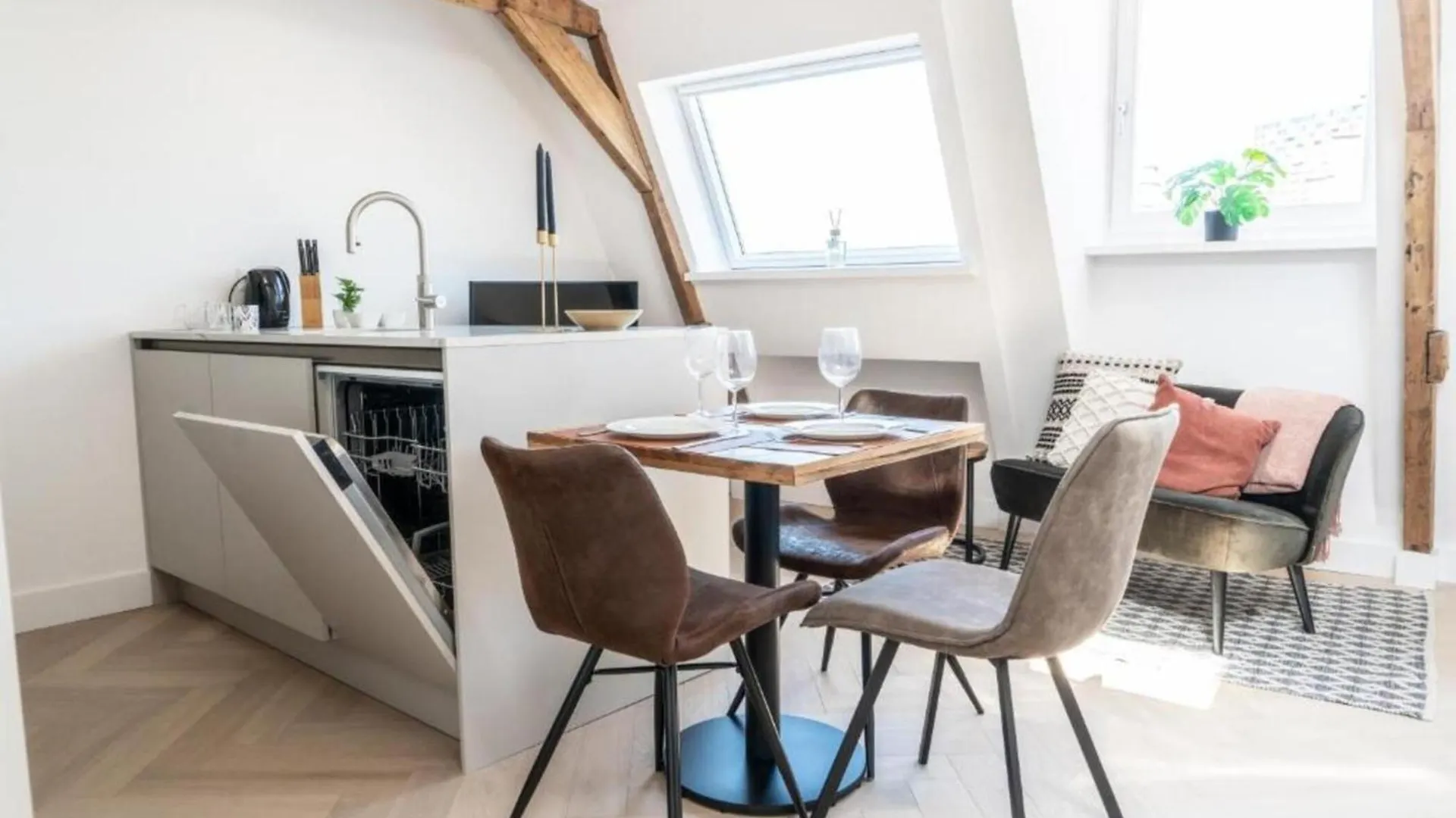 Cozy One Bedroom Apartments At Centrum アムステルダム